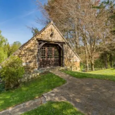 Epiceas, Piscine, Tennis, * Guerquesalles