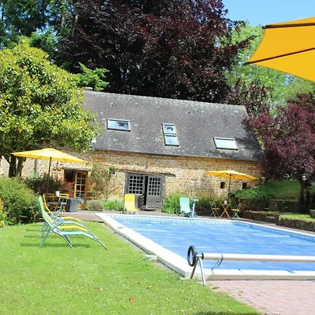 Ferienhaus Epiceas, Piscine, Tennis, Guerquesalles