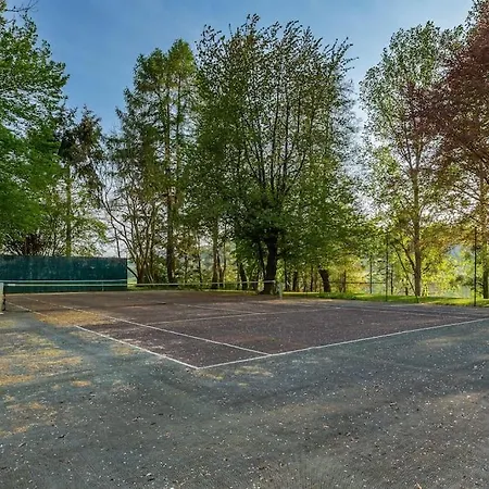 Epiceas, 4 Pers, Piscine, Tennis Nyaraló