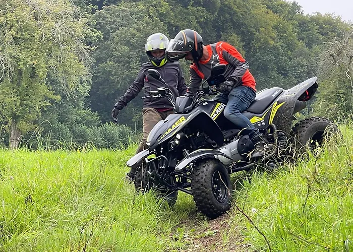 Epiceas, Piscine, Tennis, Guerquesalles